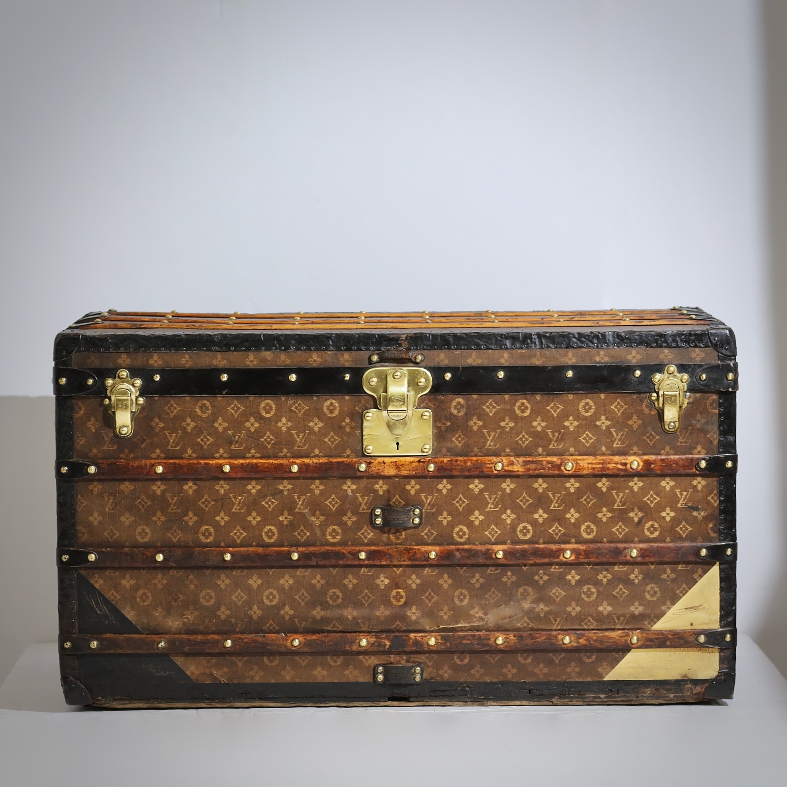 Steamer Trunk - The Trunk