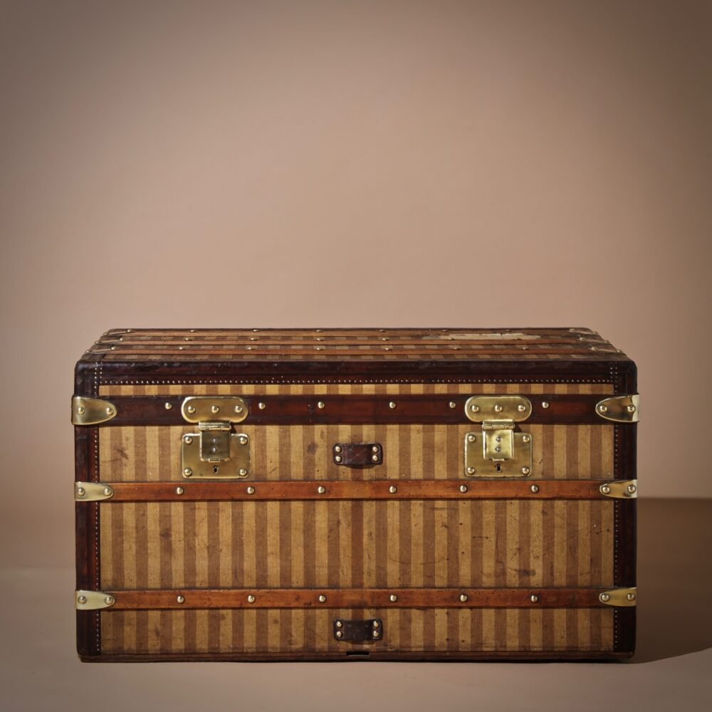 Louis Vuitton Steamer Woven canvas trunk ( original conditions) 