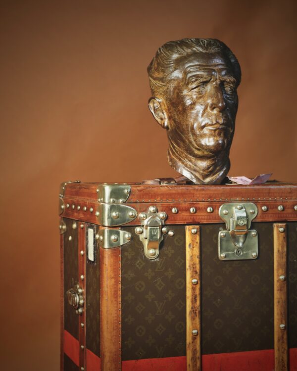 the-well-traveled-trunk-louis-vuitton-thumbnail-product-5814-7