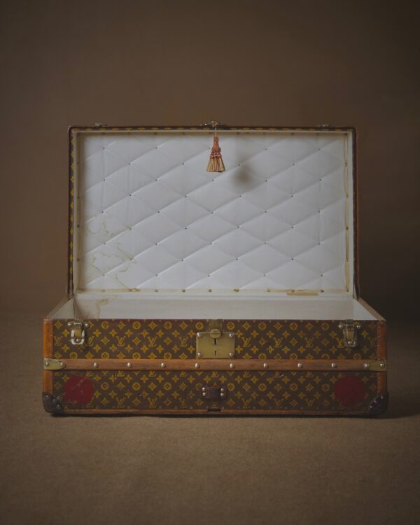 trunk-louis-vuitton-thumbnail-product-5833-2